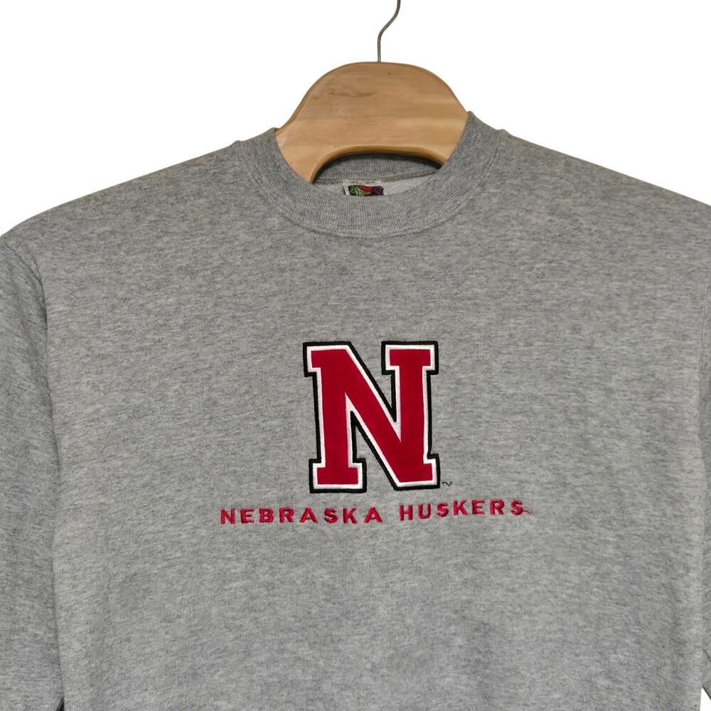 VTG Nebraska Huskers Lightweight Sweatshirt Men's Medium Gray Embroidered Y2K